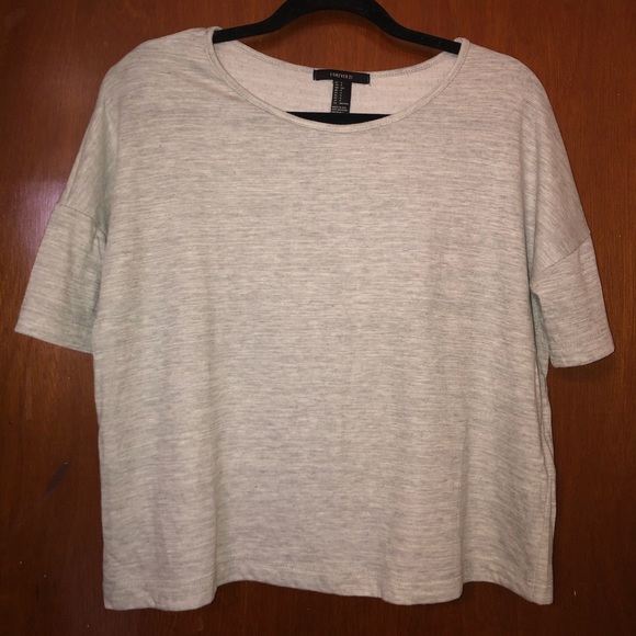 Forever 21 Tops - 🌼 2 for $15 🌼 Forever 21 Soft T-Shirt